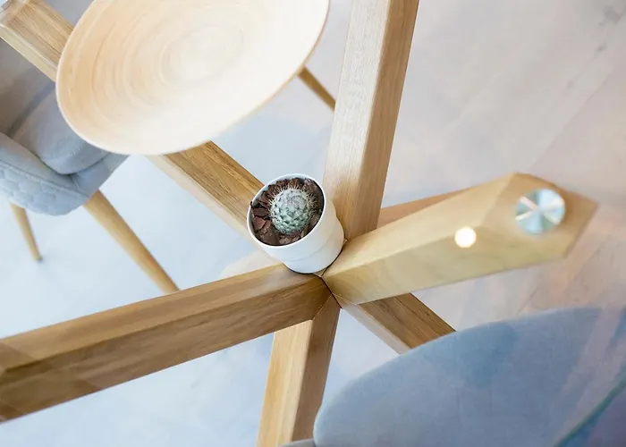 Luz De Viro Landsted *